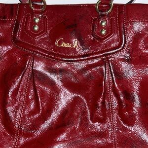PATENT LEATHER AUTHENTIC COACH SATCHEL